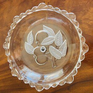 Vintage Walther-Glas Germany Baking Dish Fruit Leaf Design Clear Glass Bowl NOS